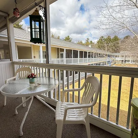 Wellington Manor 214 Hotel